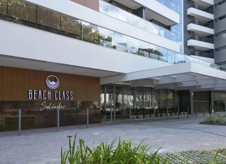 Moura Dubeux entrega primeiro empreendimento Beach Class em Salvador